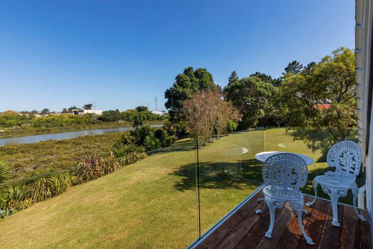 54 Cobham Crescent Kelston_20