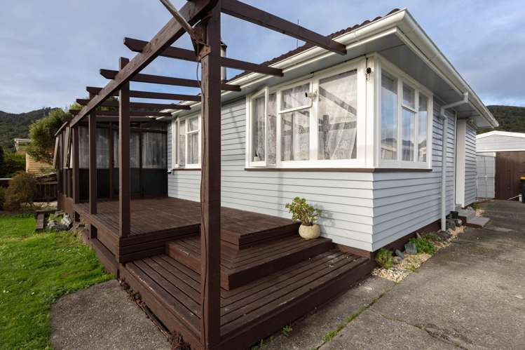 96 Hall Street Cobden_16