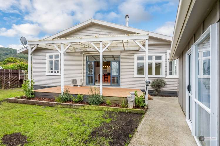 1/125 Upper Fitzherbert Road Wainuiomata_14