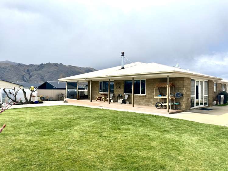 8 Sunset Place Otematata_22