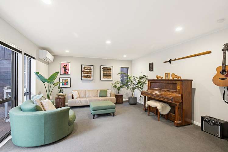 11 Ramphal Terrace Khandallah_19