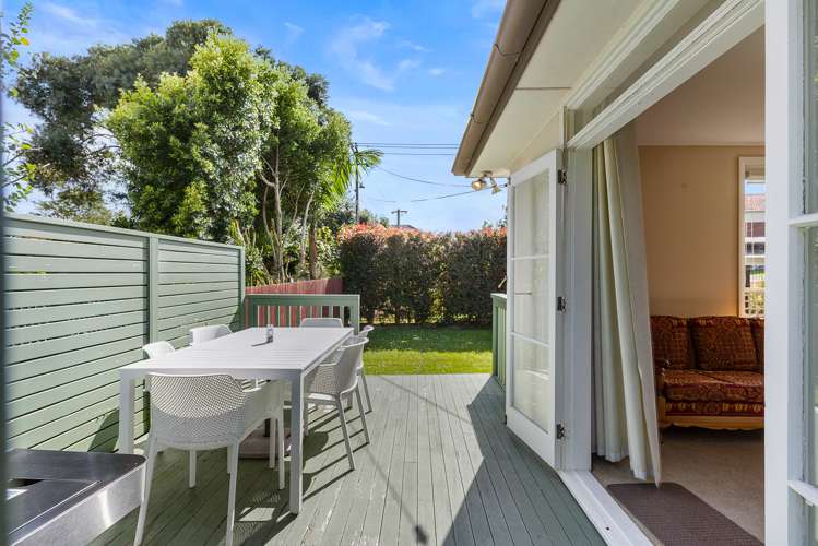 29 Coates Crescent Panmure_10