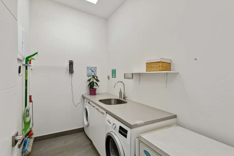 3a Gunns Crescent Cashmere_19