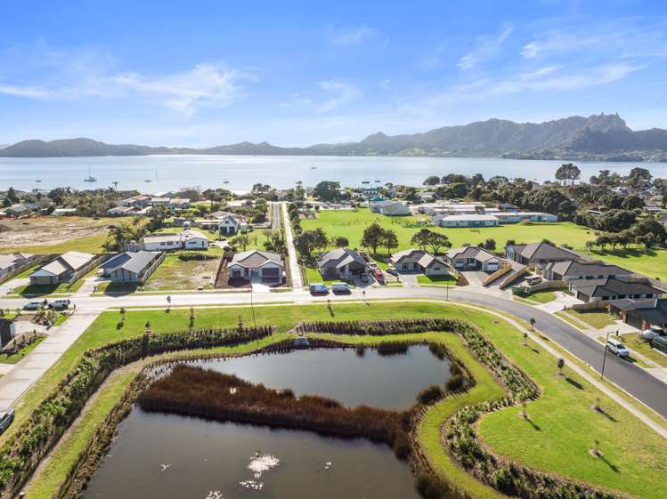 51 Kaurinui Crescent One Tree Point_25