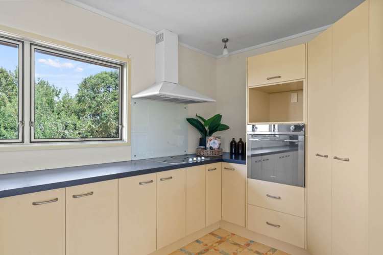 28 Pyle Road West One Tree Point_6