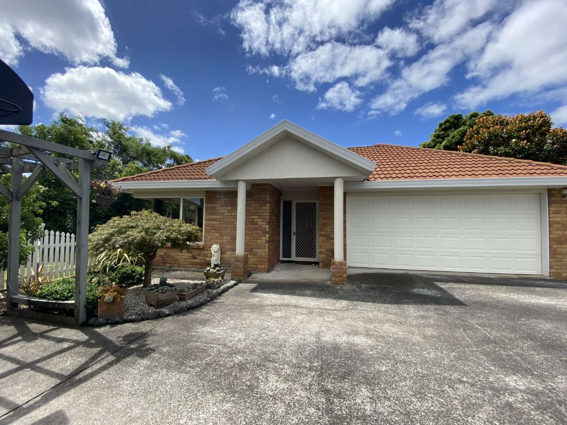 8 Corfield Way Pakuranga Heights_0