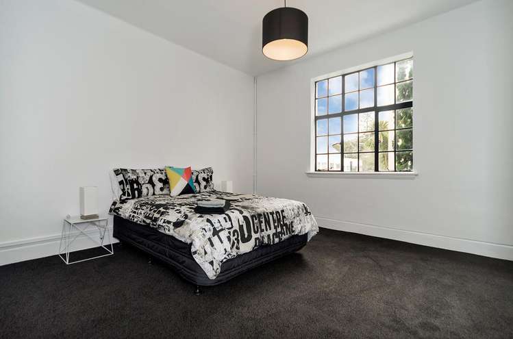 LES/183 Karangahape Road Auckland Central_7