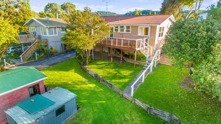 8 Surat Place Glen Eden_12