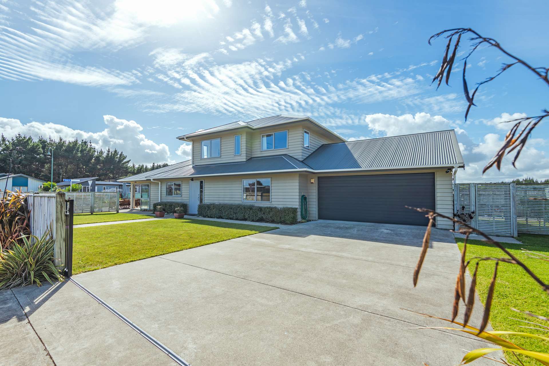 2 Tararua Drive Himatangi Beach_0