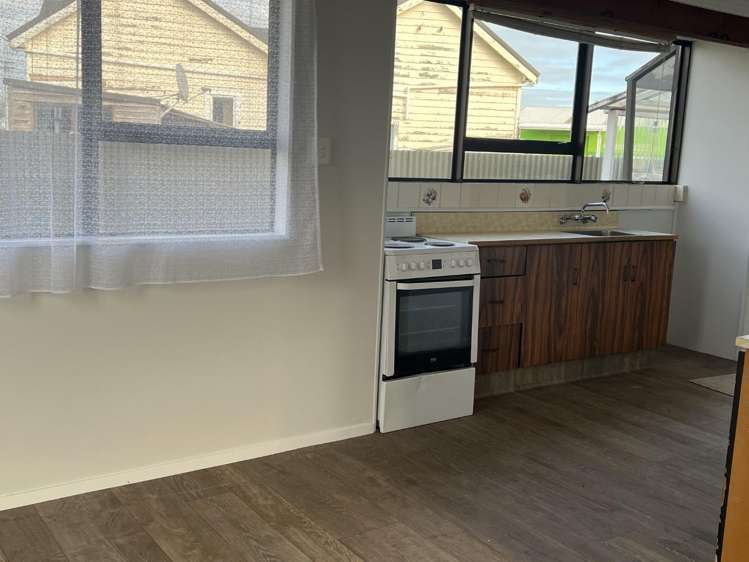 21 Ferry Street 11177_2