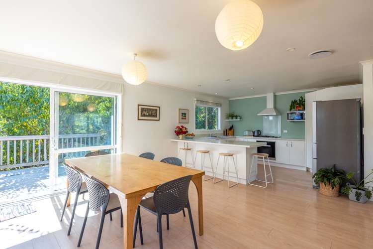 47 Whakarite Road Ostend_5