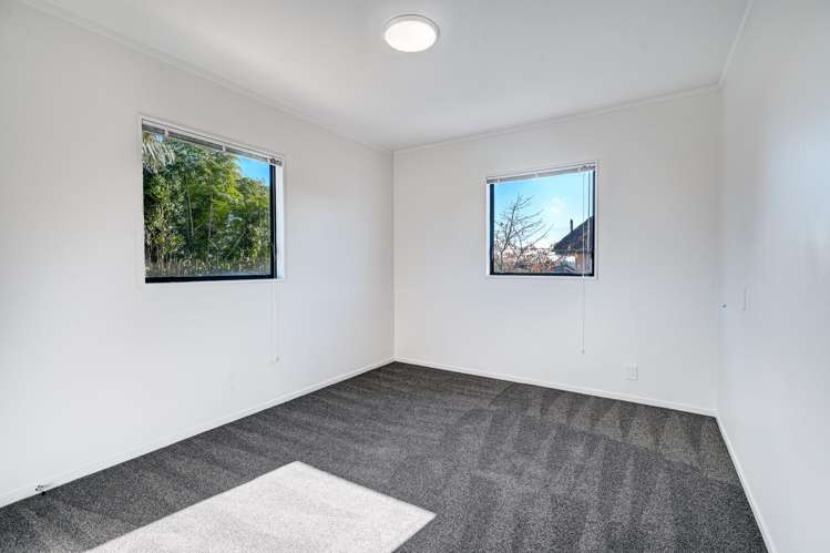 2/24 Miro Street New Lynn_21