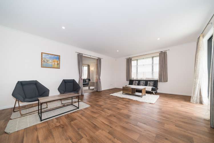 134 Johnstone Drive Fitzherbert_5