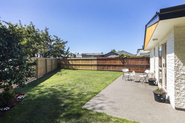 2/11 Heathcote Street Woolston_14