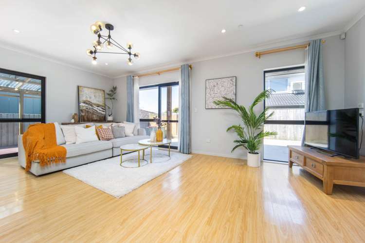 45A Bradbury Road Botany Downs_1