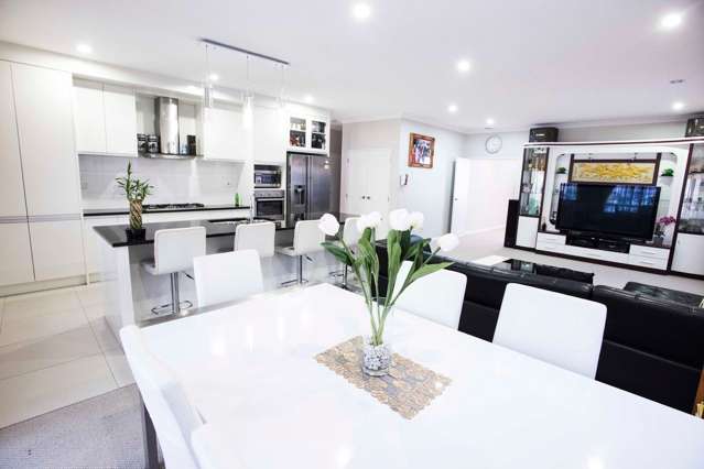 21 Kerrykeel Drive Flat Bush_2