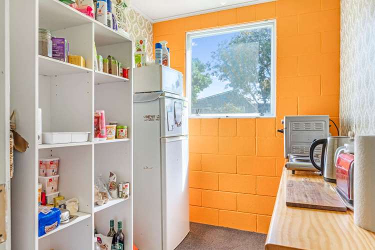 12 Banks Street Tolaga Bay_28