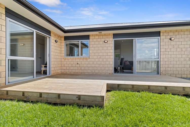 3 Ella Place Grandview Heights_19