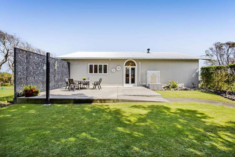 107 Ihaia Road Opunake_13