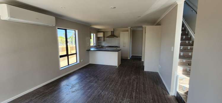 42 Buller Crescent Manurewa_10