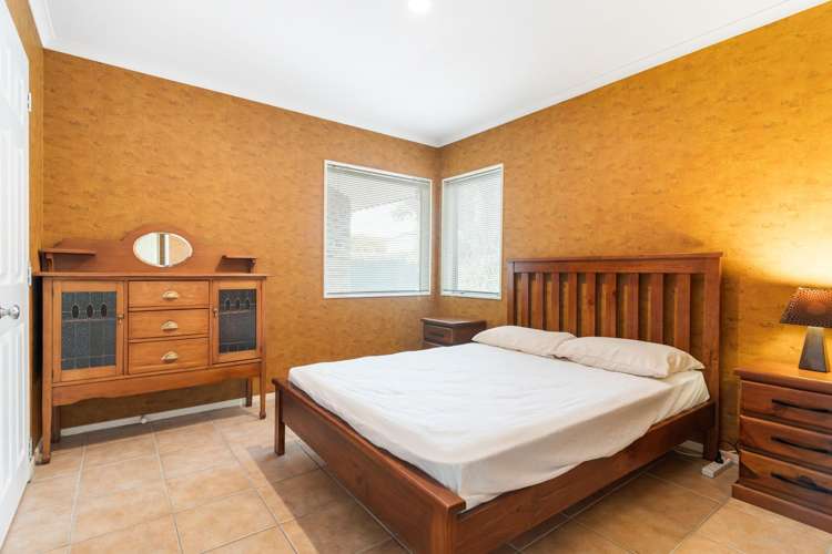 31 Given Grove Pauanui_13