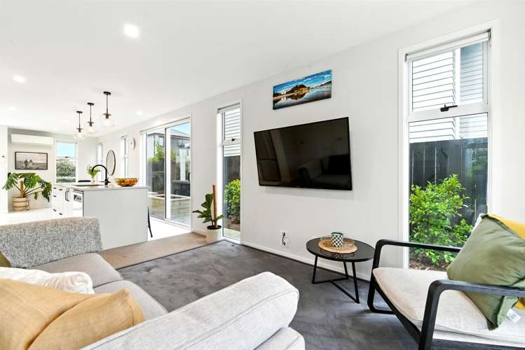 10 Te Paea Crescent_5