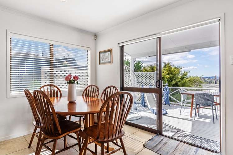 15 Flagstaff Place Massey_15