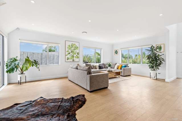 69 Bordeaux Parade Te Atatu South_4