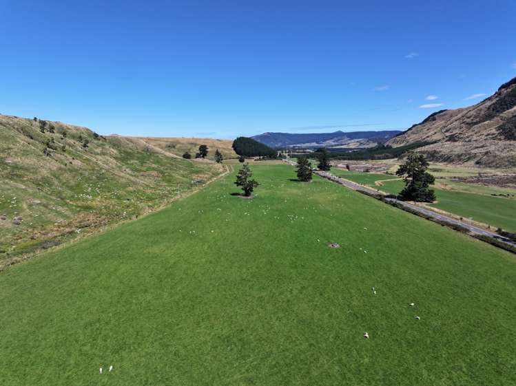 3730 Blackmount Redcliff Road Blackmount_9