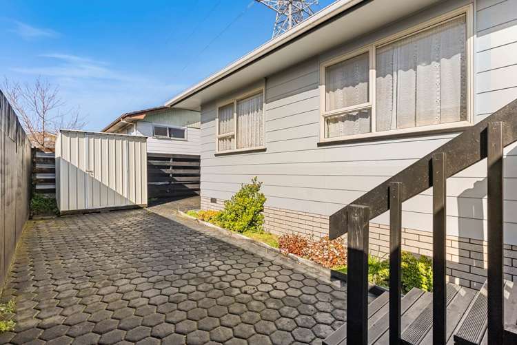 2/8 Seton Place Clover Park_26