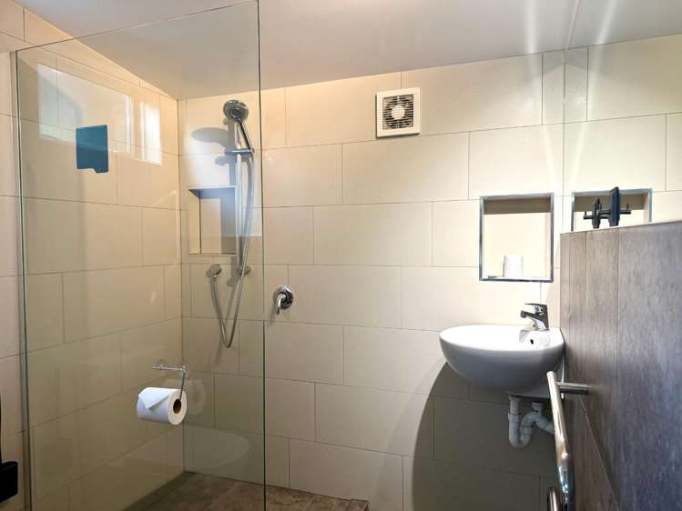  4 Bateman Avenue Bryndwr_11