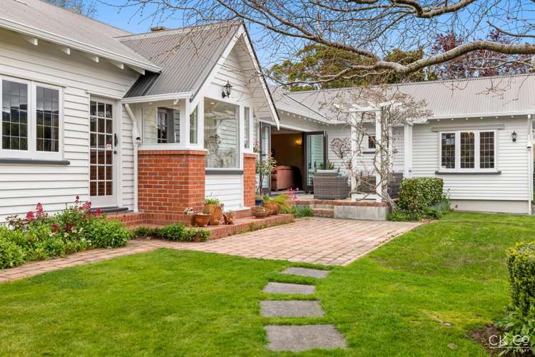 411 Fergusson Drive Heretaunga_23