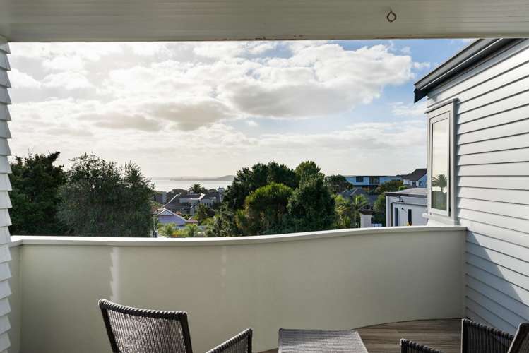 827 Riddell Road St Heliers_21