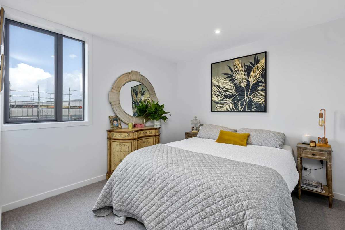 9/40 Waiparaheka Drive_1