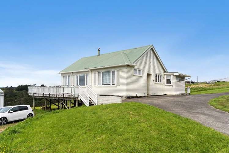 733B Ridge Road Riverhead_25