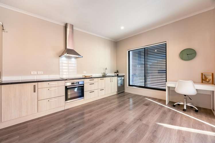 16 Kerewhenua Crescent Hobsonville_8