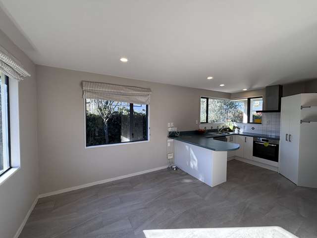 13a Charlesworth Street Woolston_3