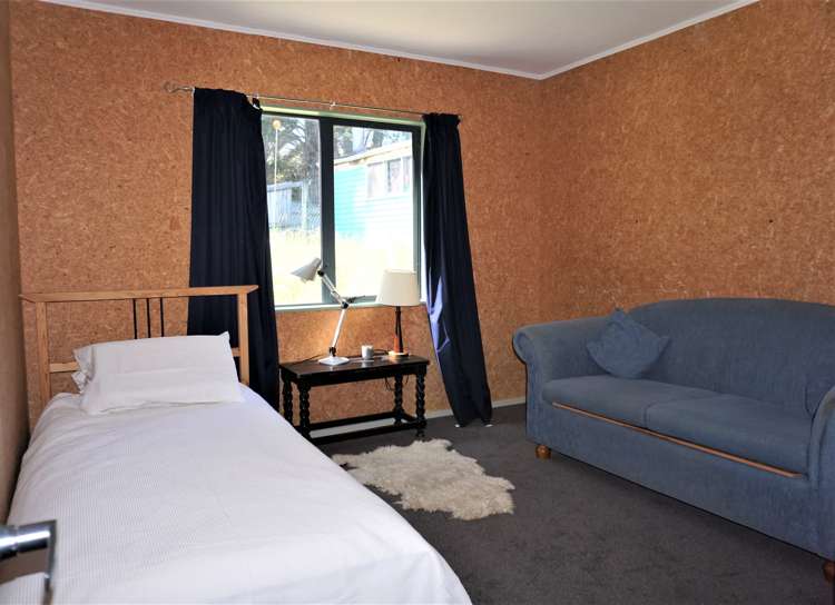 1 Barclay Grove Hokio Beach_12