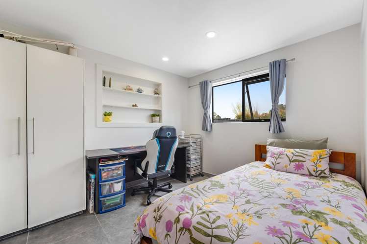 21 Beach Road Mellons Bay_24