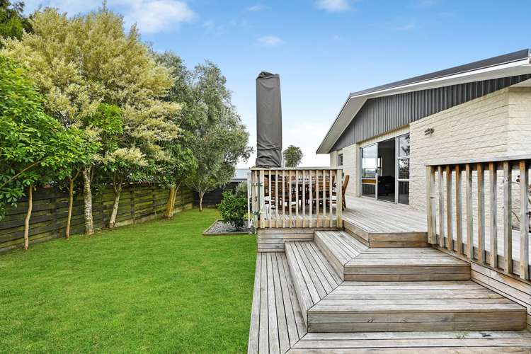 12 Resthill Crescent Glenview_25