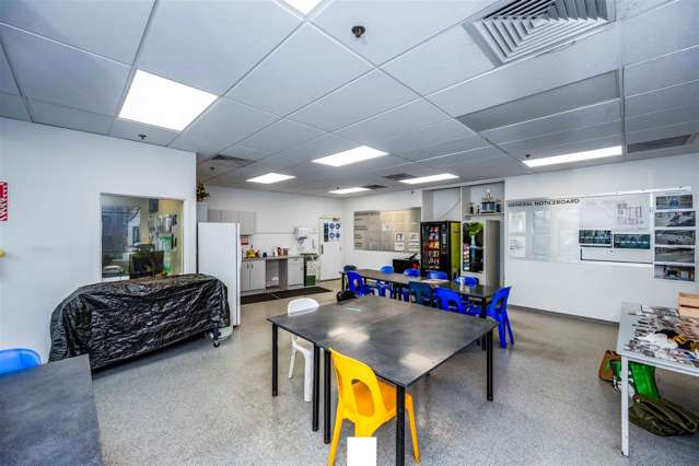 8-10 Vestey Drive Mount Wellington_4