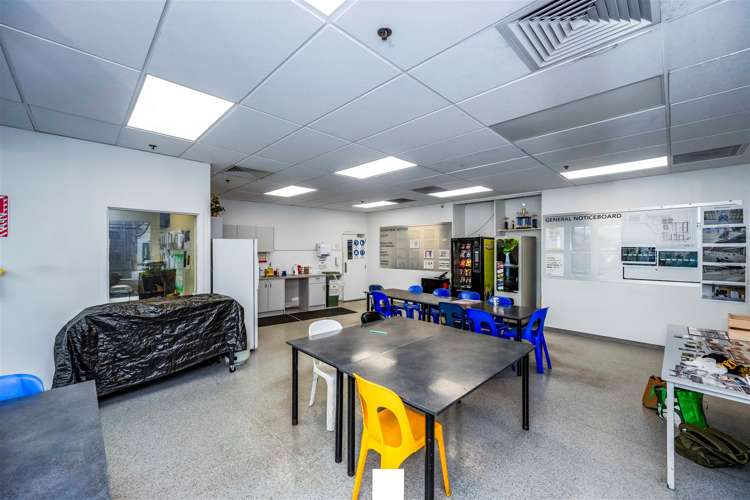 8-10 Vestey Drive Mount Wellington_4