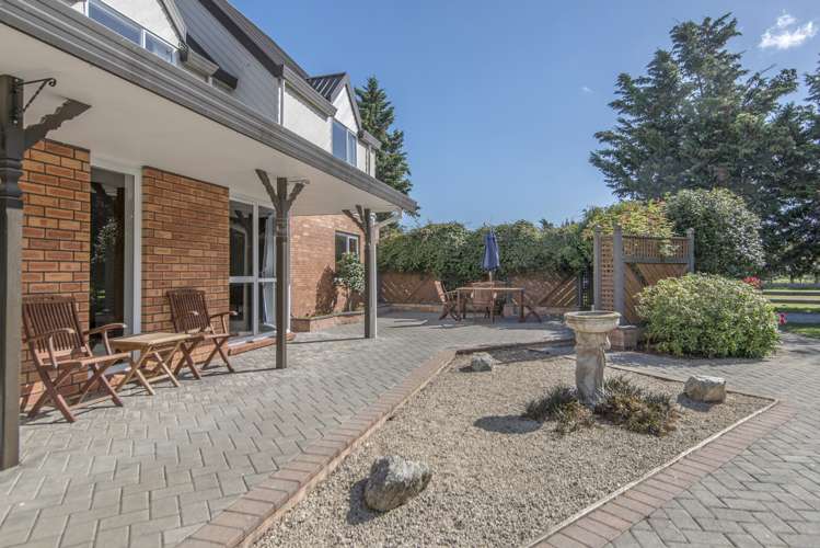 28 Thomsons Road Burnham_0