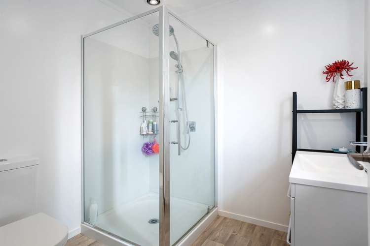 39 Sheridan Crescent Leamington_9