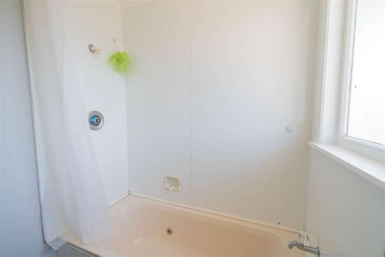 26 Mararoa Drive Manapouri_15