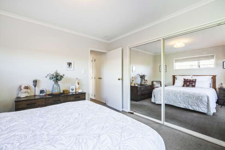 2/12 Giles Place Shirley_8