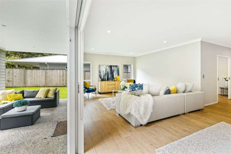 44 Crabb Fields Lane Riverhead_25