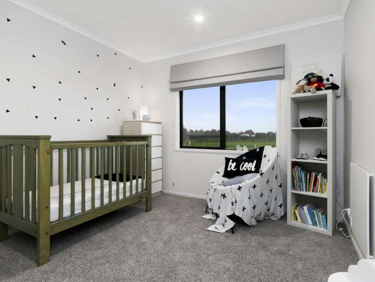 3 Hyatt Close Leamington_6