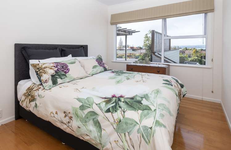 38 Glenfern Road Mellons Bay_16