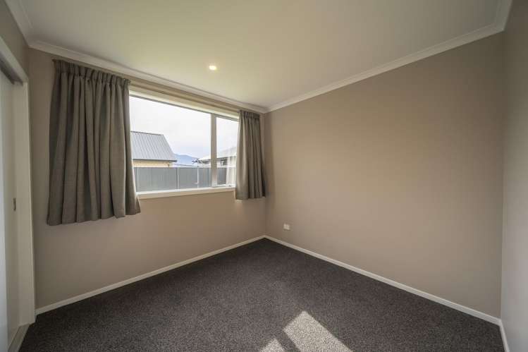 22 Hidden Lakes Avenue Te Anau_7